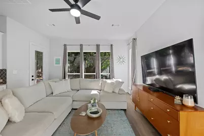 1902 E 8th Street, Austin, TX 78702 - Photo 4