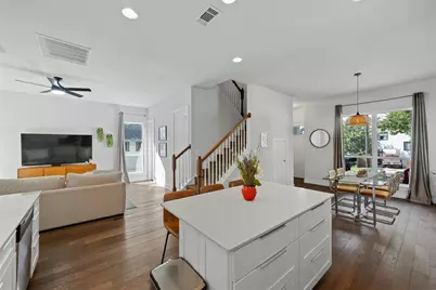 1902 E 8th Street, Austin, TX 78702 - Photo 8