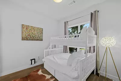1902 E 8th Street, Austin, TX 78702 - Photo 22