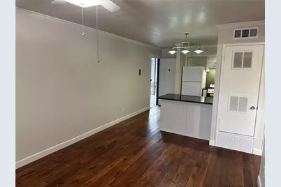 803 W 28th Street #206, Austin, TX 78705 - Photo 4