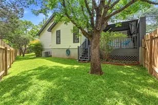 7413 Lakewood Dr, Austin, TX 78750 - Photo 32