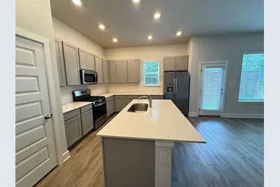 3000 Chisholm Trail Road #20, Round Rock, TX 78681 - Photo 4