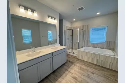 3000 Chisholm Trail Road #20, Round Rock, TX 78681 - Photo 10