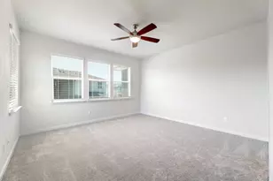 605 W South St, Leander, TX 78641 - Photo 12