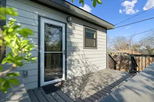 1411 Fairfield Dr, Austin, TX 78758 - Photo 26