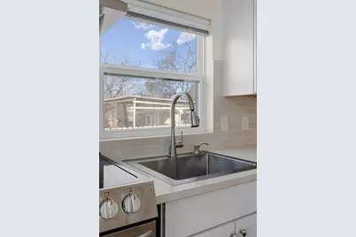 1411 Fairfield Drive #2, Austin, TX 78758 - Photo 8
