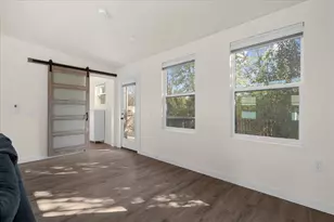 1411 Fairfield Dr, Austin, TX 78758 - Photo 14