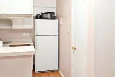 400 W 34th Street #012345678900 - Unit 104, Austin, TX 78705 - Photo 10