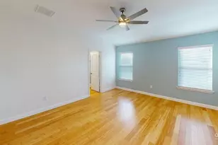 112 Esparza Ct, Hutto, TX 78634 - Photo 10