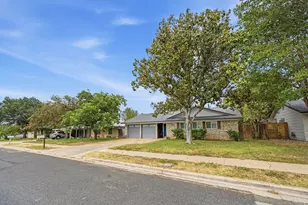 7004 Whispering Oaks Dr, Austin, TX 78745 - Photo 2