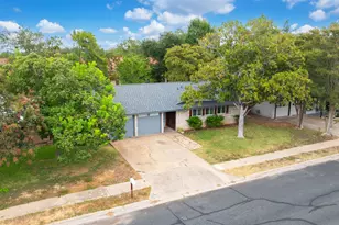 7004 Whispering Oaks Dr, Austin, TX 78745 - Photo 28