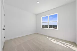 201 Ensberg Ln, Liberty Hill, TX 78642 - Photo 10