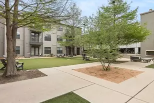 810 W St Johns Ave, Austin, TX 78752 - Photo 18