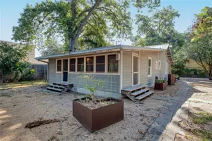 712 Nowotny Ln, Austin, TX 78702 - Photo 24