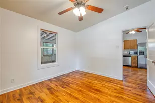 712 Nowotny Ln, Austin, TX 78702 - Photo 18