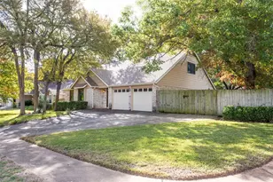 4607 Bridlewood Dr, Austin, TX 78727 - Photo 2