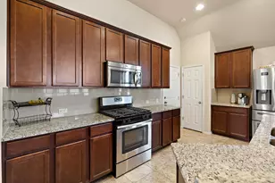 644 Peregrine Way, Leander, TX 78641 - Photo 10