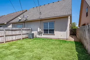 200 Sandstone Dr, Jarrell, TX 76537 - Photo 22