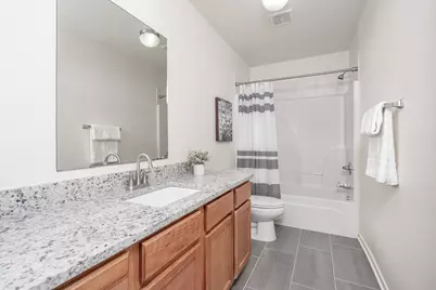 200 Sandstone Drive #E/F, Jarrell, TX 76537 - Photo 18