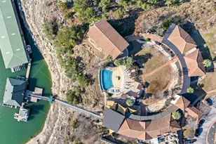 206 Tumbling Stream Cove, Lakeway, TX 78734 - Photo 16