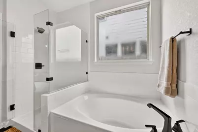 8604 Cottage Rose Drive, Austin, TX 78744 - Photo 18