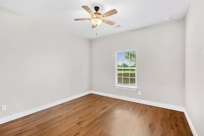104 Bill Street, Elgin, TX 78621 - Photo 22