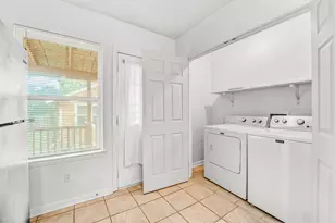 6906 Carver Ave, Austin, TX 78752 - Photo 18