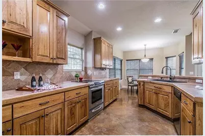 2201 Crazyhorse Pass, Austin, TX 78734 - Photo 6
