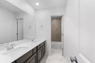 121 Rangel Dr, Liberty Hill, TX 78642 - Photo 18