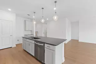 121 Bell Chime Dr, Liberty Hill, TX 78642 - Photo 6