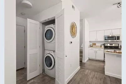 1201 Grove Boulevard #1103, Austin, TX 78741 - Photo 10