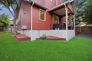 1709 Perez St, Austin, TX 78721 - Photo 32