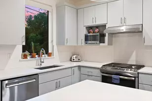 1709 Perez St, Austin, TX 78721 - Photo 12