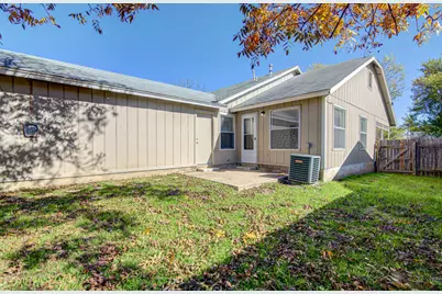 8110 West Gate Boulevard #B, Austin, TX 78745 - Photo 16