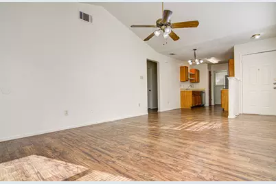 8110 West Gate Boulevard #B, Austin, TX 78745 - Photo 10