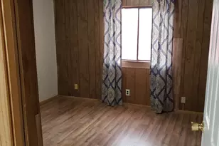 301 S Johnson Ave, Thorndale, TX 76577 - Photo 6