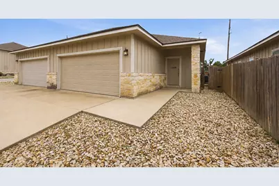 404 Carl Shipp Drive, Liberty Hill, TX 78642 - Photo 2