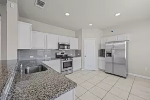 3103 Crystal Bend Dr, Pflugerville, TX 78660 - Photo 6