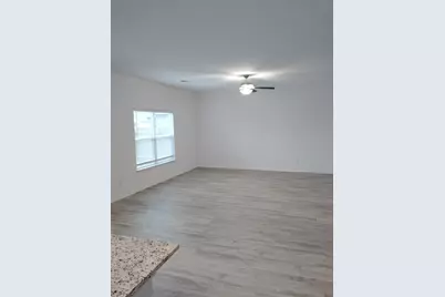 14024 Prairie Schooner Pass, Elgin, TX 78621 - Photo 18