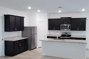 14024 Prairie Schooner Pass, Elgin, TX 78621 - Photo 6