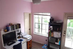 1005 N LBJ Dr, San Marcos, TX 78666 - Photo 6