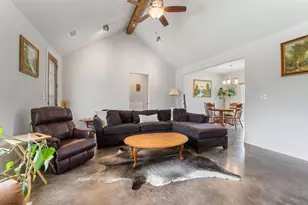 20401 Siesta Shores Dr, Spicewood, TX 78669 - Photo 8