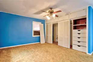 500 N Texas Ave, Nixon, TX 78140 - Photo 10