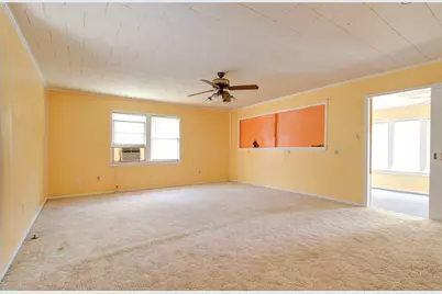 500 N Texas Avenue, Nixon, TX 78140 - Photo 8