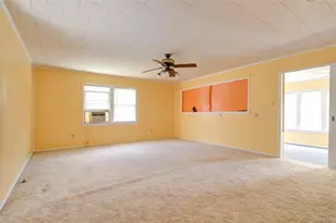 500 N Texas Ave, Nixon, TX 78140 - Photo 8