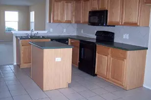 208 Carol Ave, Leander, TX 78641 - Photo 2
