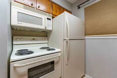 6903 Deatonhill Drive #28, Austin, TX 78745 - Photo 6