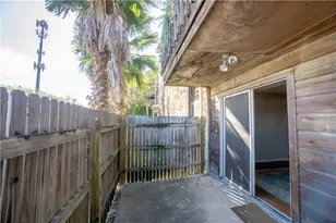 6903 Deatonhill Dr, Austin, TX 78745 - Photo 18