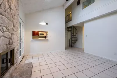 3506 Speedway #302, Austin, TX 78705 - Photo 4