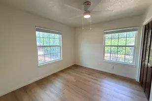 4606 S 2nd St, Austin, TX 78745 - Photo 8